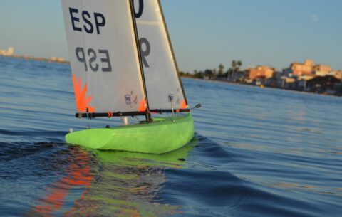 alioth rc sailboat